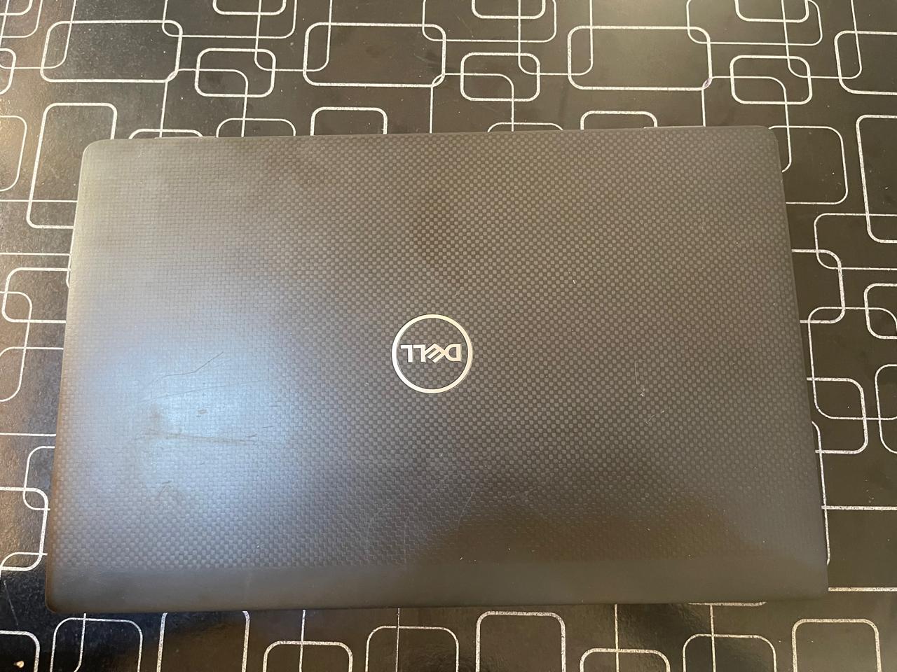 Dell Latitude 7420 - Image 4